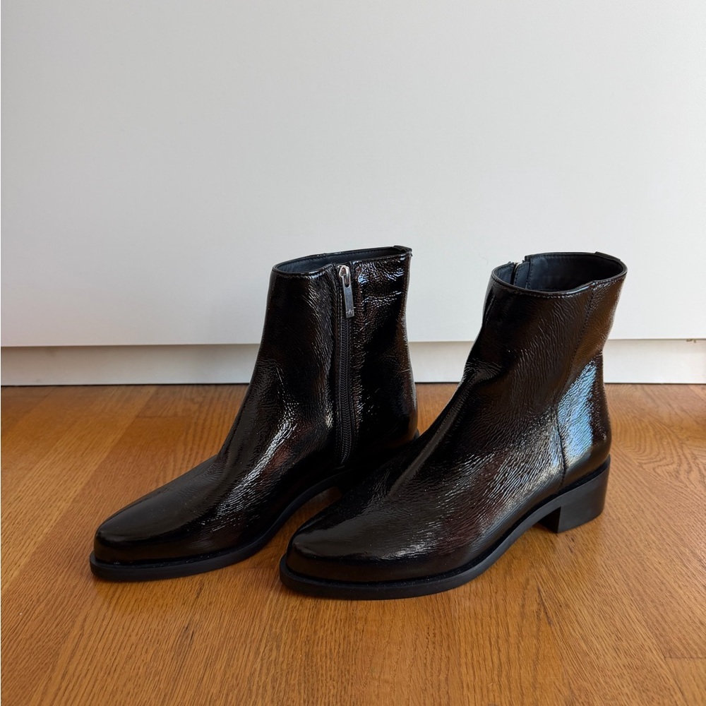 Aquatalia Ulyssa Black Patent Crinkle Ankle Boot